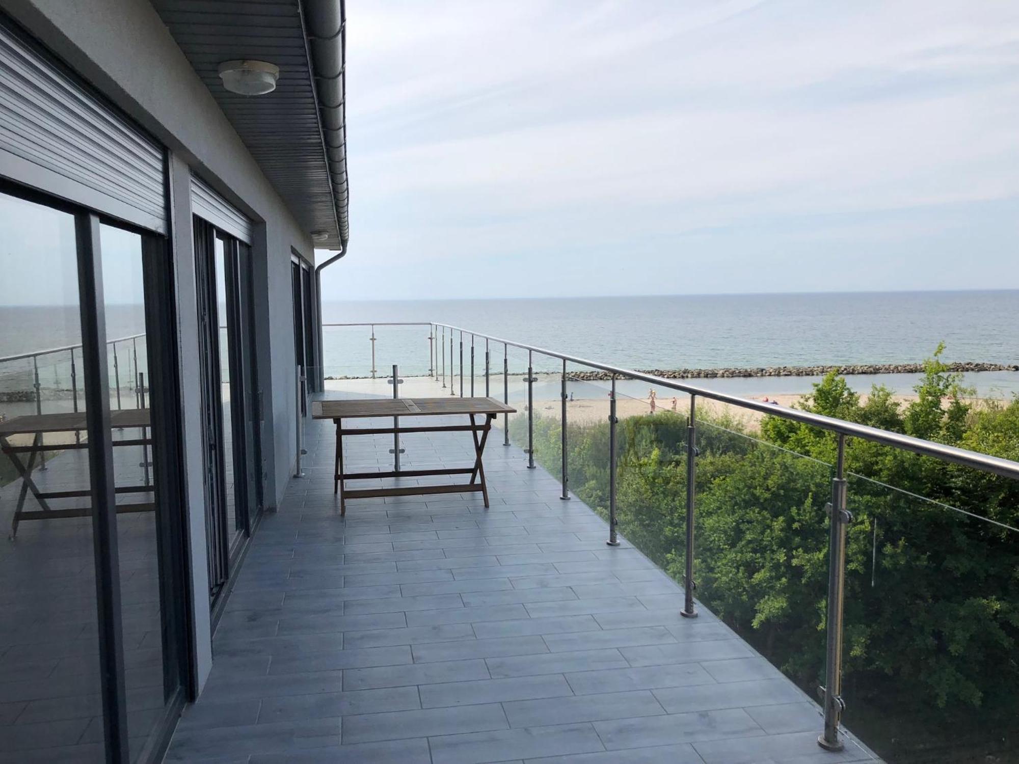 Apartamentowiec Amon Przy Plazy 16 I 19 Ujście-Darłowskie Екстериор снимка
